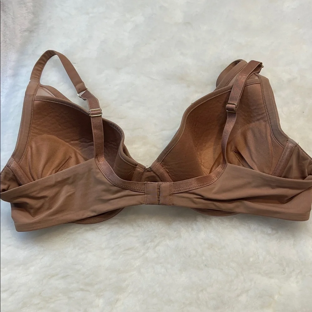 ThirdLove Tan Underwire Classic Contour Plunge Bra. Size 38B. EUC. - Picture 4 of 5